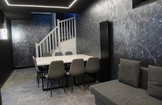 Nero Suite Sleeps Fourteen - Photo 2