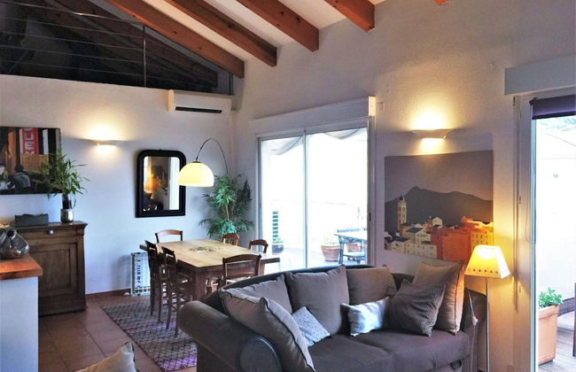 Apartment With sea View and Pool - Photo 8