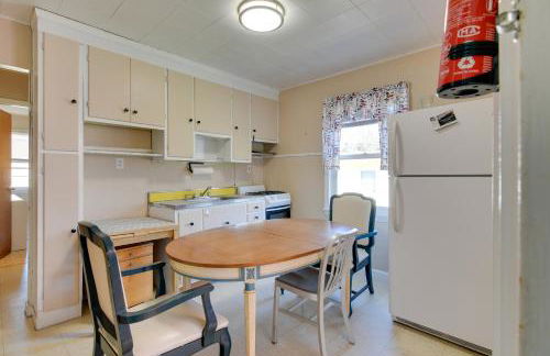 Shared Boat Launch Lake Retreat in Ellenville! - Foto 3