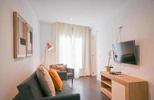 Apartment with Balcony on Calle Santa Engracia Temporal SEN1692 - Foto 41
