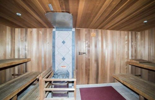 Designer Downtown Condo Suite - Splendid View - Foto 28