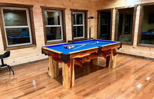 * * 4 Master Bedrooms, Views, Theater, Arcade, EVC - Photo 46