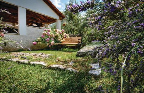 4 Bedroom Cozy Home In Gruda - Photo 16