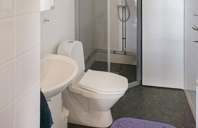 4 Person Holiday Home in Farentuna - Photo 7