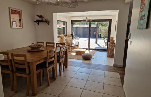 Villa 12 personnes proche oécan, 10 vélos et 4 surf fournis, entièrement climatisée - Foto 19