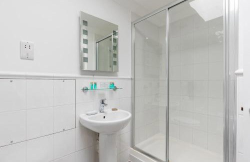 Magnolia House - Beautiful Townhouse in Old Town Poole - Photo 6