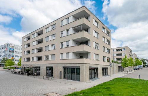 EXQUIS 2BR Design Apartment LOUIS I Parking I Balcony I Mercedes-Benz I Family-friendly - Foto 21