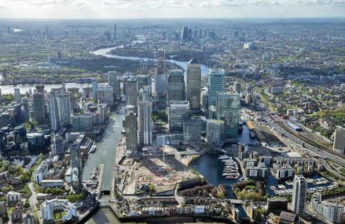 Superior Canary Wharf O2 Arena 2BR Apartment - Photo 49