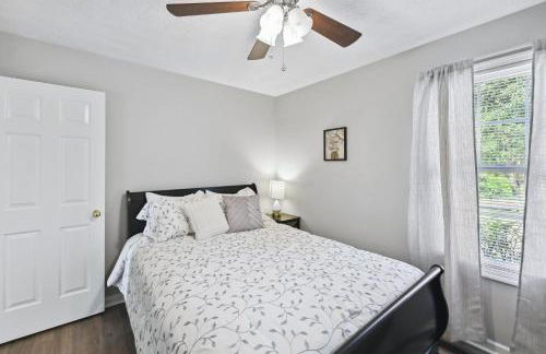 Corinth Getaway with Deck about 11 Mi to Ark Encounter! - Foto 17