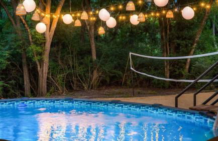Tropical Oasis - Pool + Beach Volleyball + Firepit - Foto 48