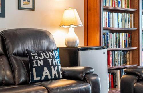 Lucky Dozen Lakehouse - Foto 36