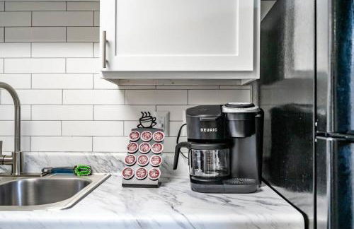 Entire Place Wi-fi Washer Dryer 4kTV Pets Allowed #615 - Foto 14