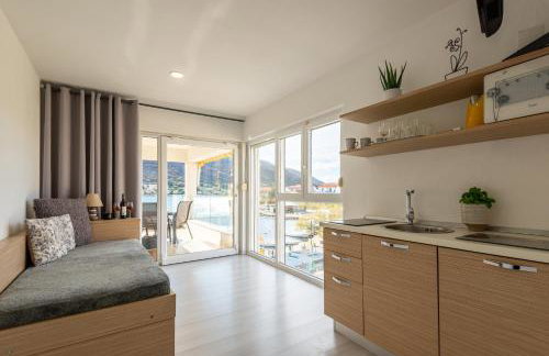 Holidays Roko - Sea View Apartments with Pool - Foto 48