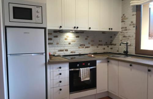 PRECIOSO CHALET JUNTO A POTES CON PISCINA-4 Hab,3 Baños - Photo 20