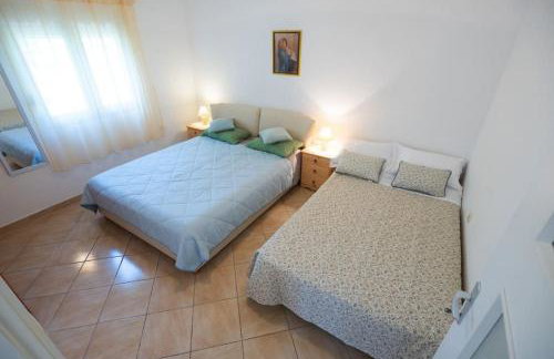 Whole estate just for you, 20m from sandy beach - Photo 54