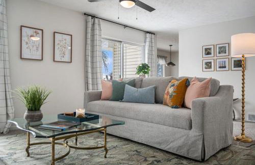 Central Family Oasis with Hot Tub & Fenced Yard - Foto 39