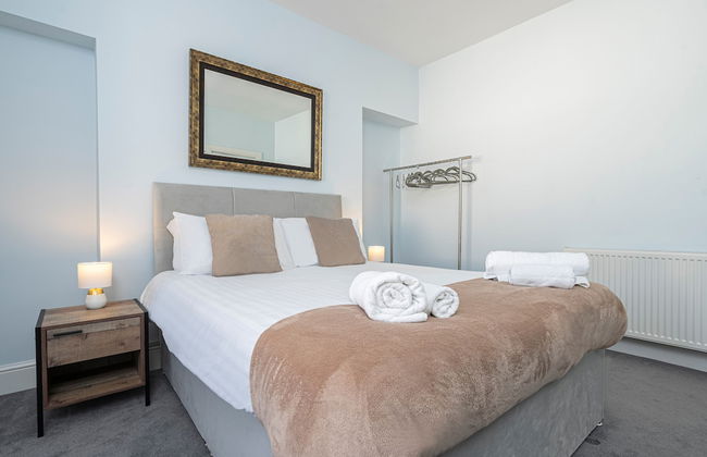 JOIVY Charming 4-Bed House Near The Hoe Park - Foto 4