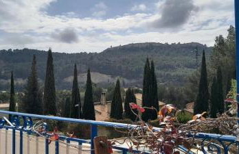 Haut de villa calme, 2 chambres et vue dégagée - proche calanques - Foto 9