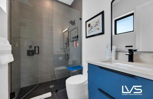 Carlotta- New Construction Luxury Waterfront Villa - Foto 62