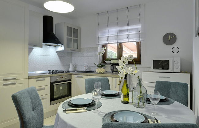 Detached House With Private Pool Near the Coast - Foto 6