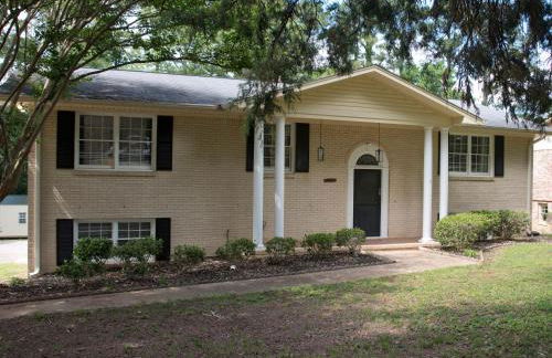 *The Governor's Mansion* Close to Downtown - Photo 58