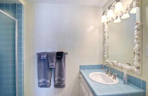 Oceanfront Villa with Private Beach Access, Remodeled Kitchen - Photo 33