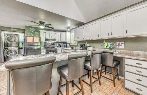 Quaint Cloudcroft Cabin with Stunning Forest Views! - Photo 4