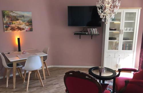 Sehr schönes und möbliertes Apartment - Foto 6