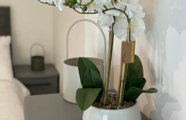 Slick Space for a Standish Stay - Photo 21