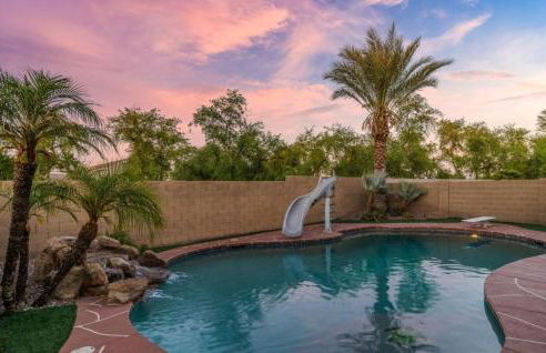 Gilbert Oasis Pool Home - Photo 1