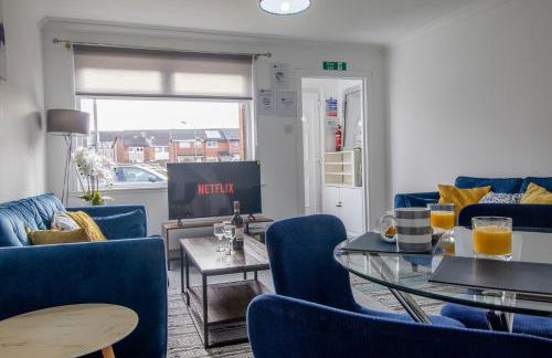 Spacious 2-Bed City Home Free Parking & Stadiums - Foto 1