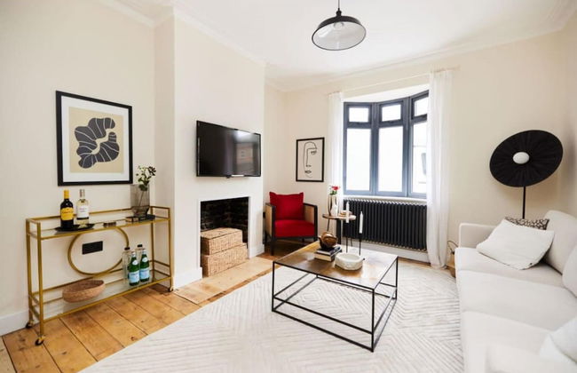 The Langthorme Park Place - Trendy 3bdr House With Garden and Study Room - Foto 7