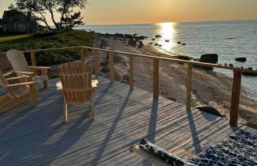 Beachfront Greenport Villa - Foto 18