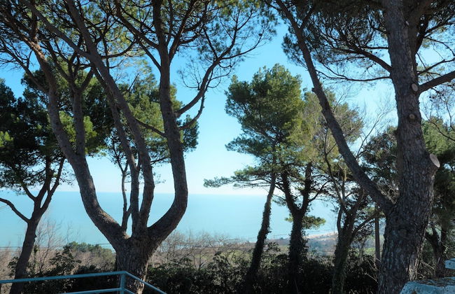 Enchanting Coastal With Views - Foto 38