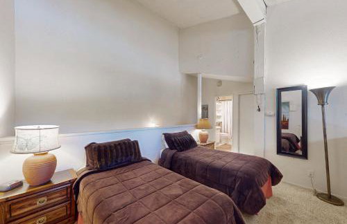 Summit 295 - Photo 37