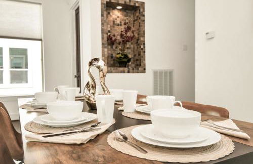 Stunning Home in Midtown, Houston with 3BDR 5Beds Skyline View BBQ Terrace - Foto 4