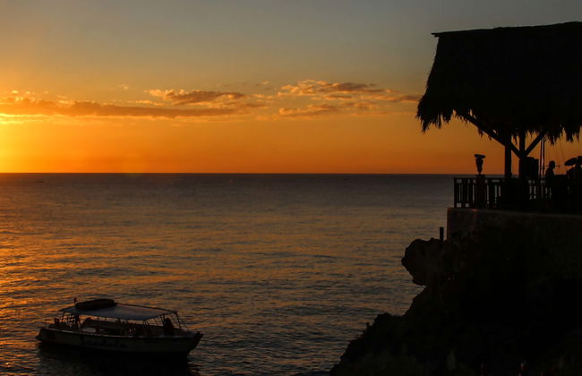 Negril Boat Ride & Sunset at Rick’s Café - Photo 1