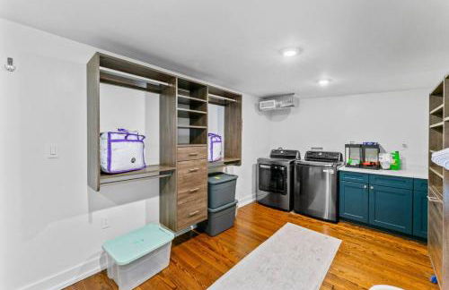 Amazing Rooftop Patio Overlooking street - Foto 16