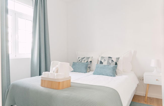 Oporto Yellow Villas - Photo 12