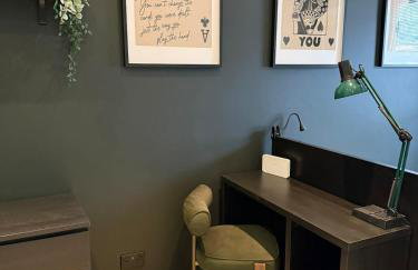Studio 77 - Stylish 1 Bedroom End Terrace House - Foto 24