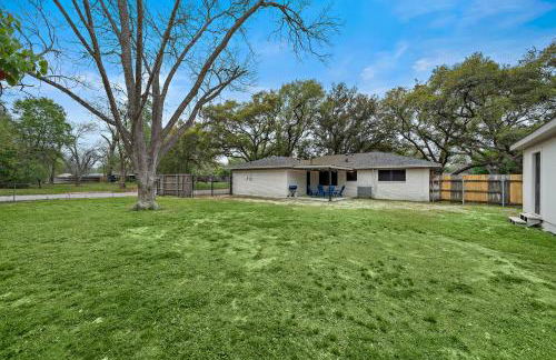 Peaceful Abode in Convenient Baytown Location - Foto 38