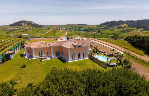 VILLA ALTUS near Ericeira with swimming pool, jacuzzi and 2 games room - Foto 1