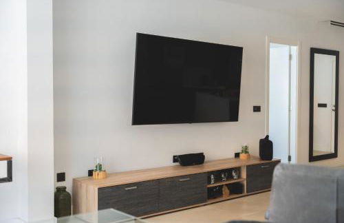 Designer loft with pool, with gigantic terrace and private parking & in the city centre - Foto 21