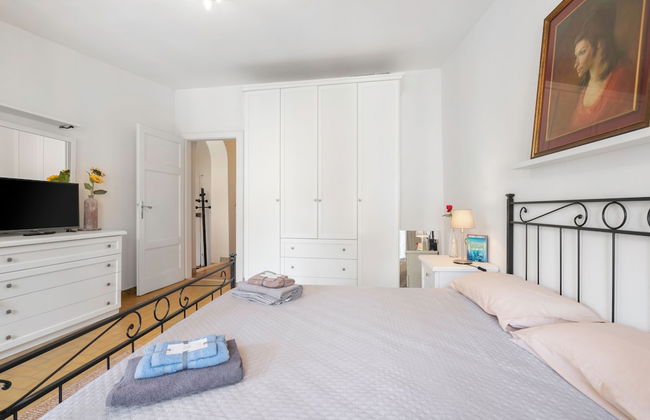 Lucca Old Town Apartment - Photo 4