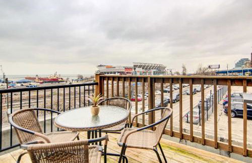 Waterfront Cleveland Apt about 1 Mi to Downtown - Foto 19