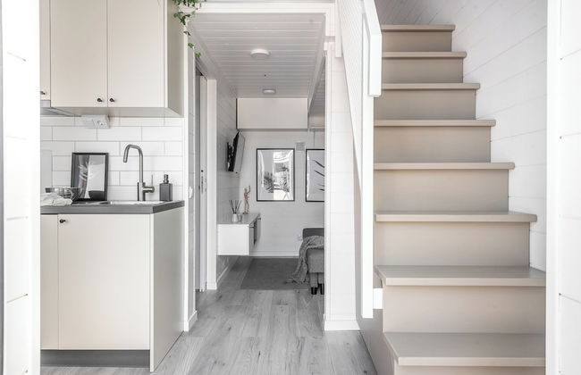 Waterfront Cabins - Photo 11