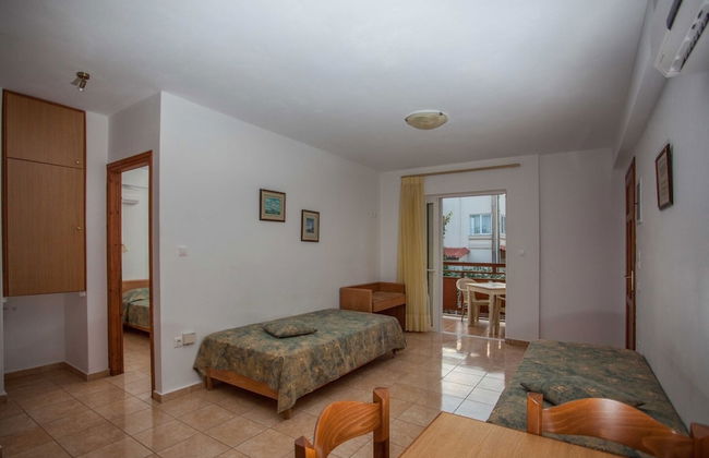 Ilian Beach - Photo 4