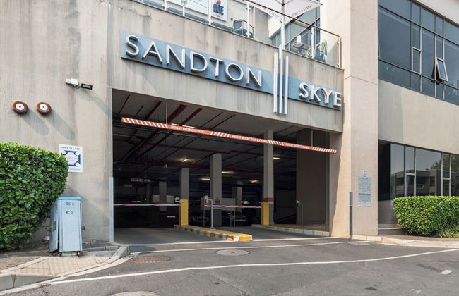 KMG Apartments at Sandton Skye - Photo 38