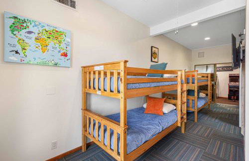 8-Bedrooms with Stunning Views & 75' Lap Pool - Foto 75