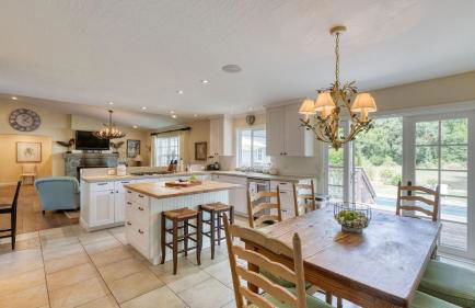 Glen Ellen Escape by AvantStay 5BR Retreat w Pool Hot Tub Hammocks Vineyard Views - Foto 19